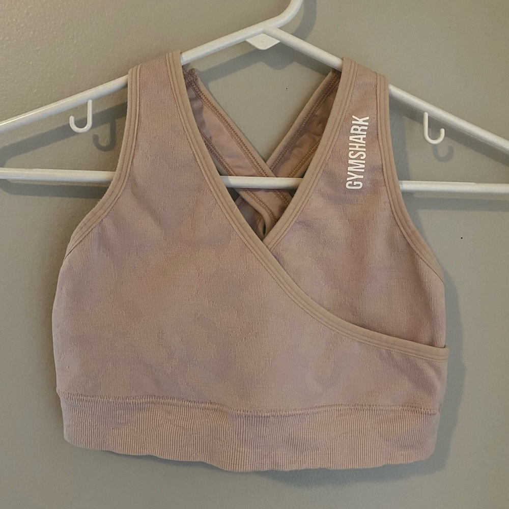 Gymshark sport bra pink